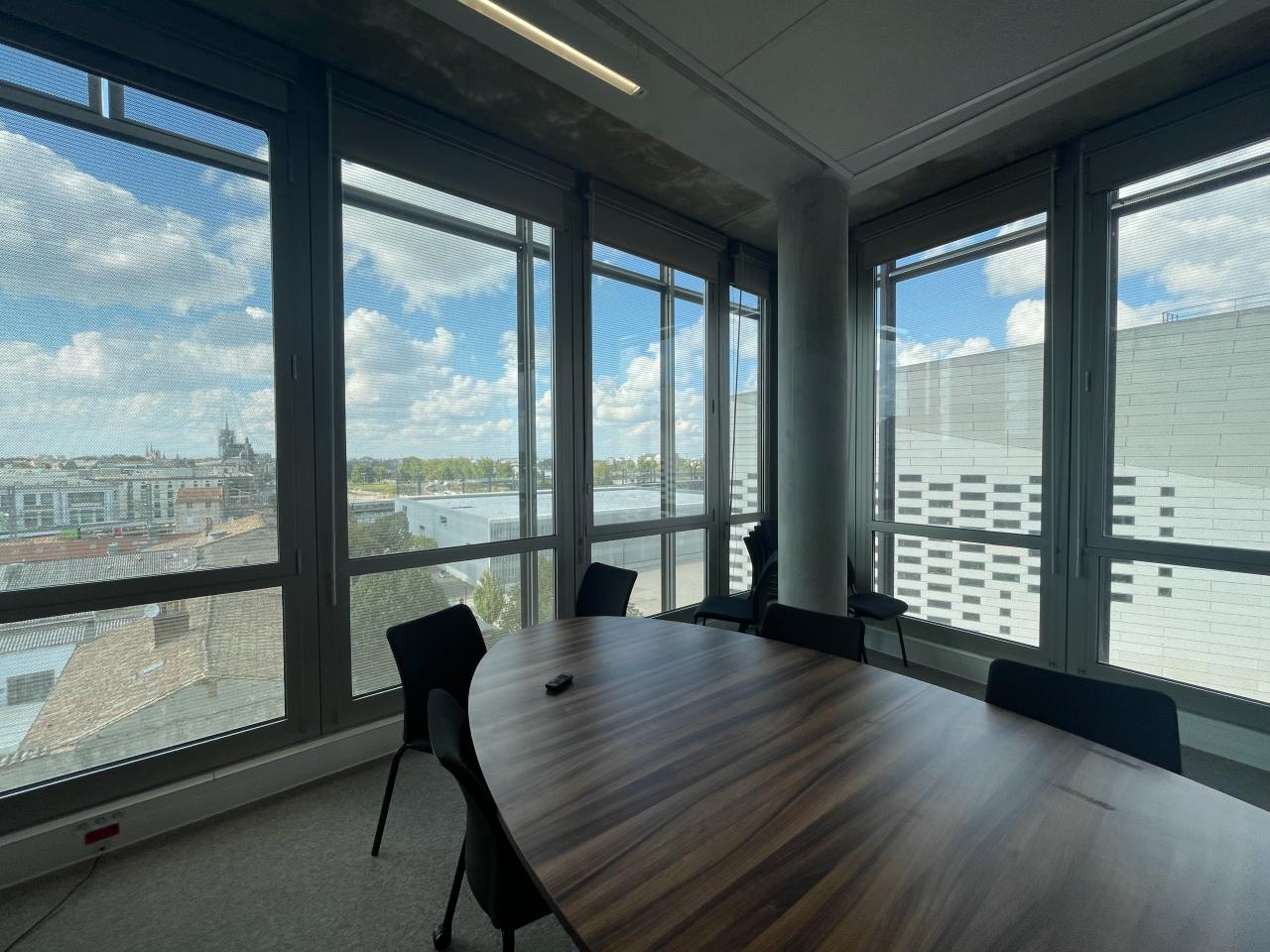 Bureau Bordeaux 376m² Location bureau Bordeaux Gironde OLBUR2425771 2